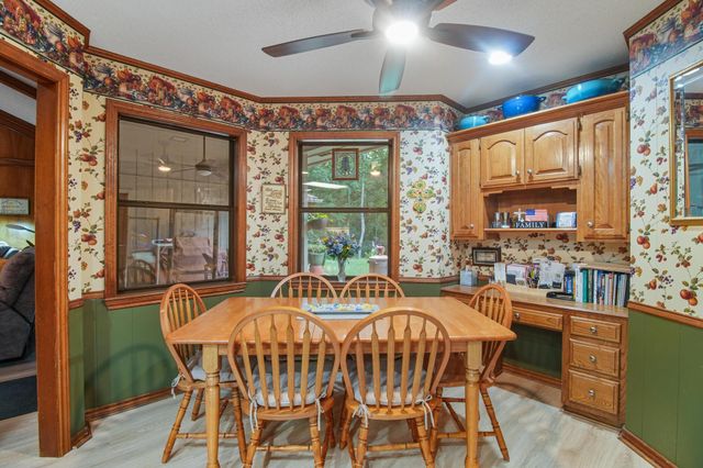1749 E US Highway 84, Palestine, TX 75801
