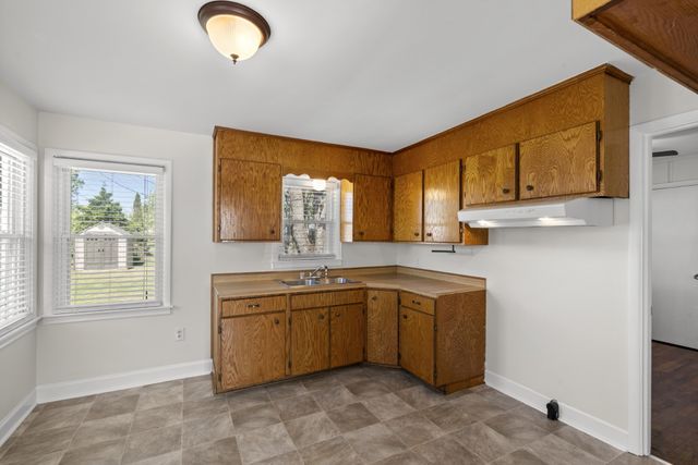 424 Kimmins St, Hohenwald, TN 38462