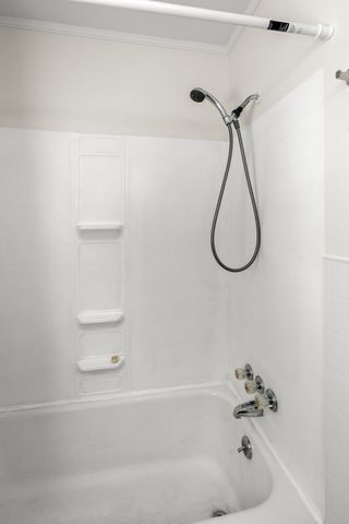 424 Kimmins St, Hohenwald, TN 38462