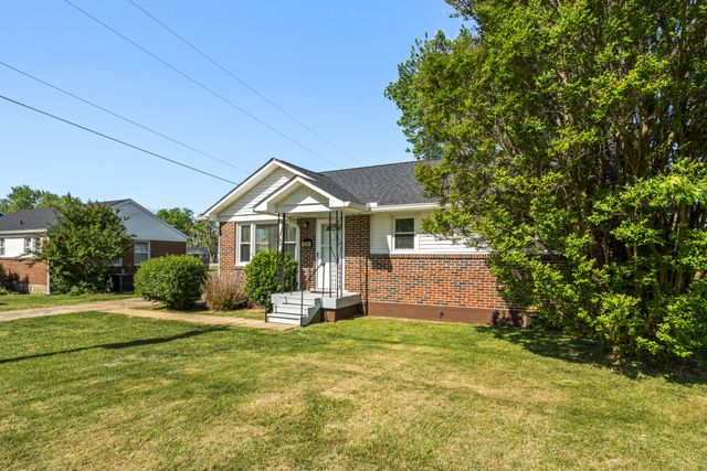 424 Kimmins St, Hohenwald, TN 38462