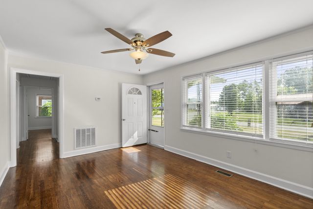 424 Kimmins St, Hohenwald, TN 38462