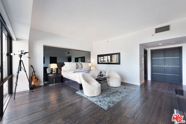 10445 Wilshire Boulevard 1905, Los Angeles, CA 90024
