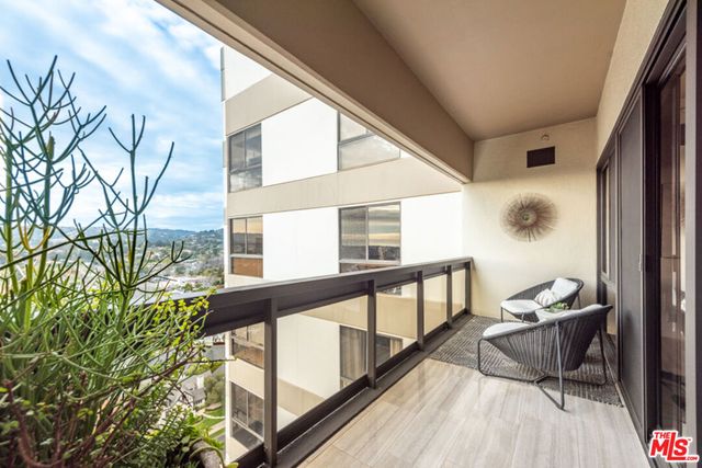 10445 Wilshire Boulevard 1905, Los Angeles, CA 90024