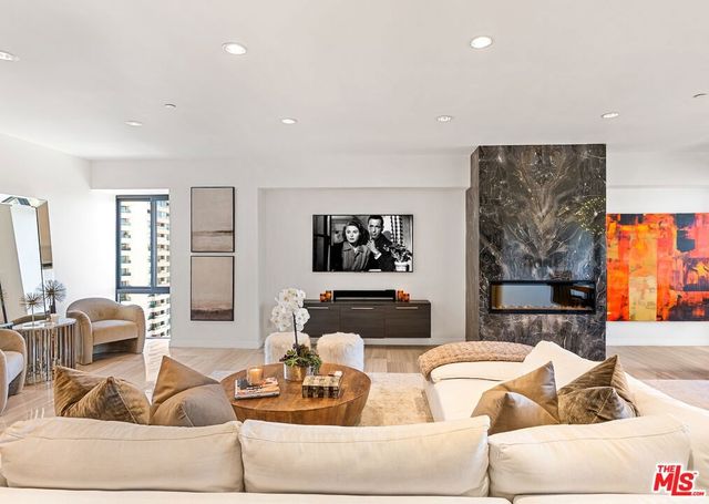 10445 Wilshire Boulevard 1905, Los Angeles, CA 90024