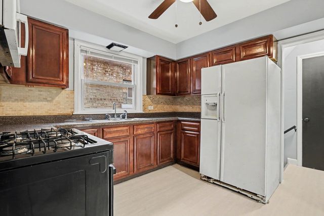 326 W 107th Place, Chicago, IL 60628