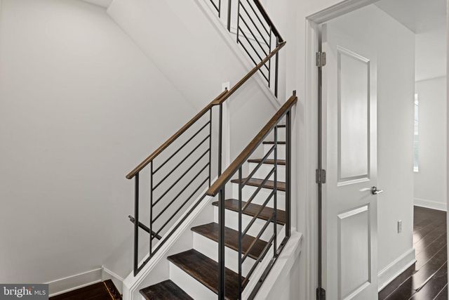 1834 SEPVIVA ST, Philadelphia, PA 19125