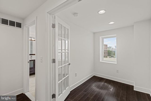 1834 SEPVIVA ST, Philadelphia, PA 19125