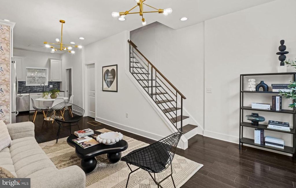 1834 SEPVIVA ST, Philadelphia, PA 19125