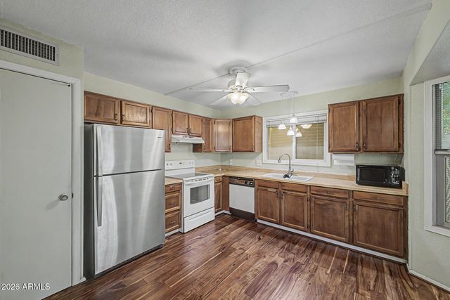 4742 W ESCUDA Drive, Glendale, AZ 85308