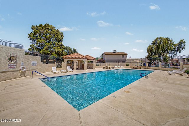 4742 W ESCUDA Drive, Glendale, AZ 85308