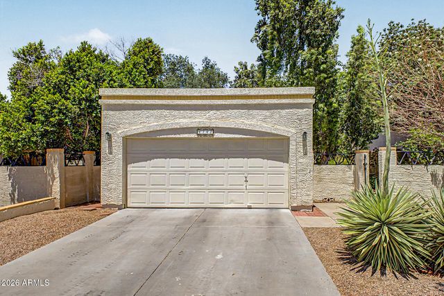 4742 W ESCUDA Drive, Glendale, AZ 85308