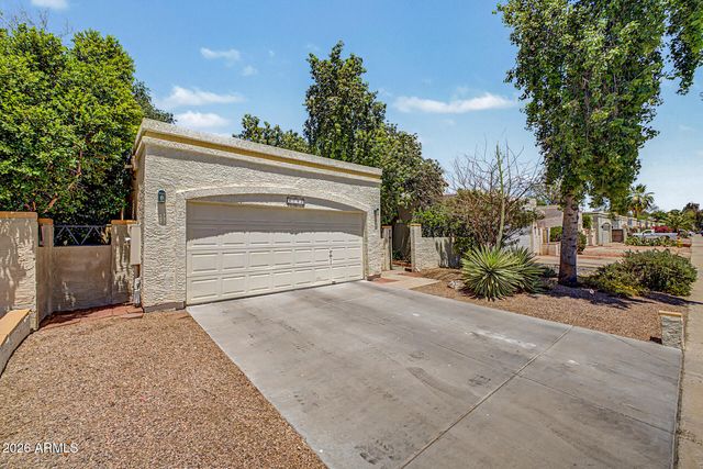 4742 W ESCUDA Drive, Glendale, AZ 85308