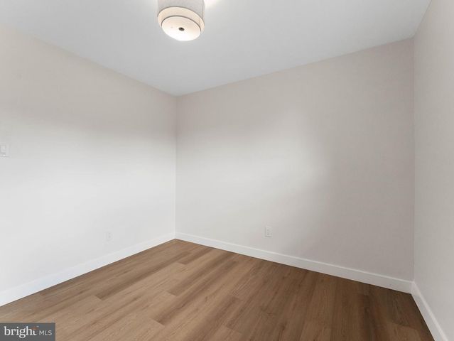 201 S GARDEN BLVD, Beverly, NJ 08010