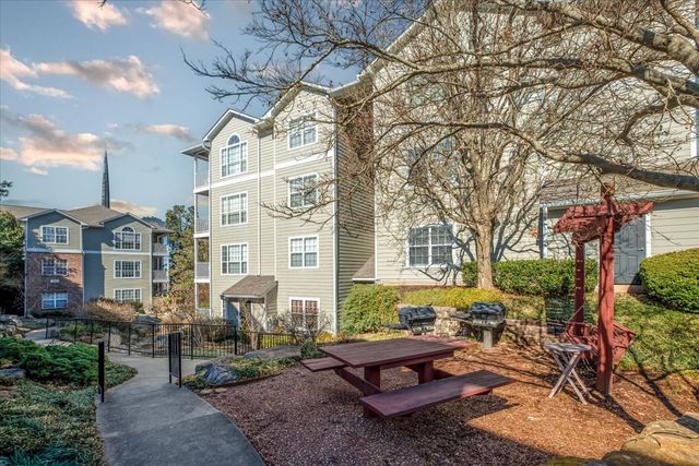 2025 Woodmont Blvd Apt 239, Nashville, TN 37215