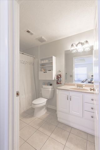 2025 Woodmont Blvd Apt 239, Nashville, TN 37215