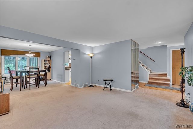 341 Rambling Road, Amherst, NY 14051