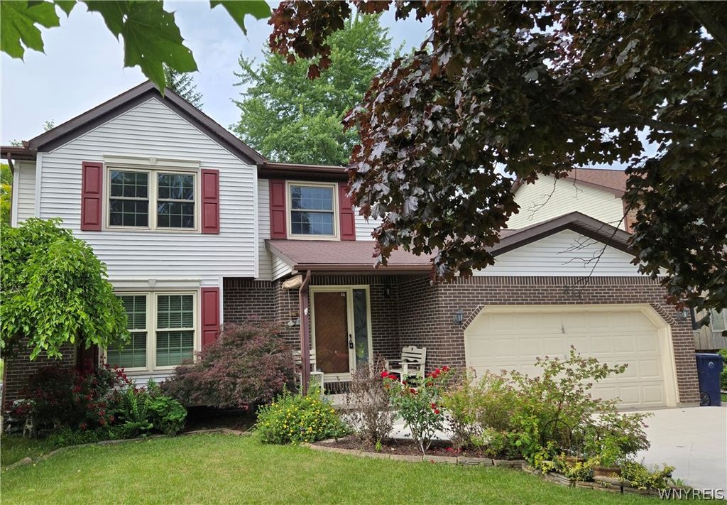 341 Rambling Road, Amherst, NY 14051
