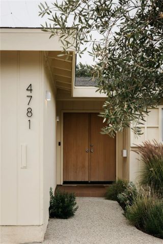 4781 Round Top Drive, Los Angeles, CA 90065