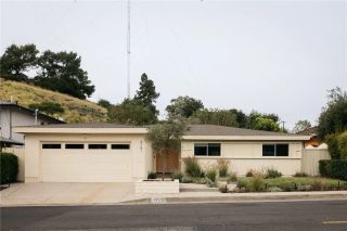 4781 Round Top Drive, Los Angeles, CA 90065