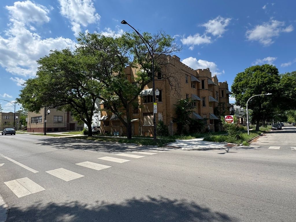 1836 W Marquette Road, Chicago, IL 60636