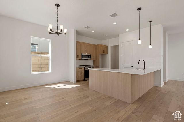 6303 S TUMBLESTONE CV, St. George, UT 84790