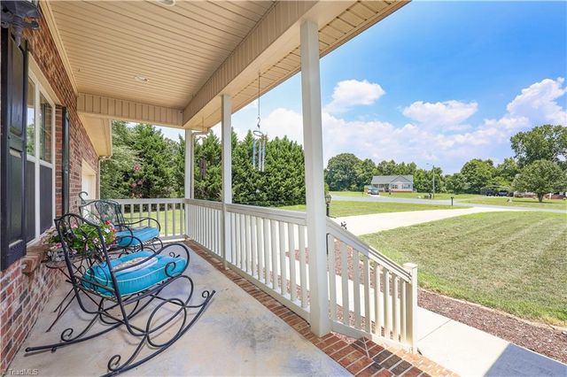 514 Honeysuckle Ridge, Asheboro, NC 27205