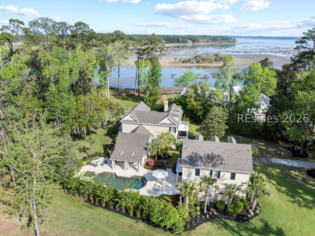 19 Sturgeon Pt, Bluffton, SC 29910