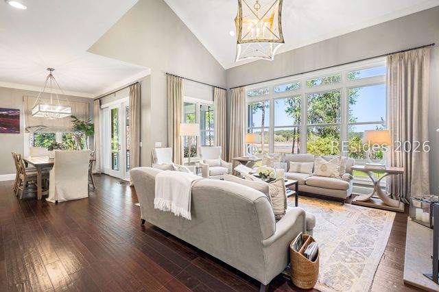 19 Sturgeon Pt, Bluffton, SC 29910