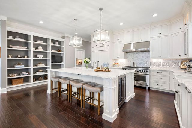 19 Sturgeon Pt, Bluffton, SC 29910