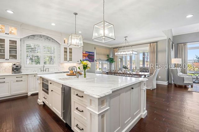 19 Sturgeon Pt, Bluffton, SC 29910