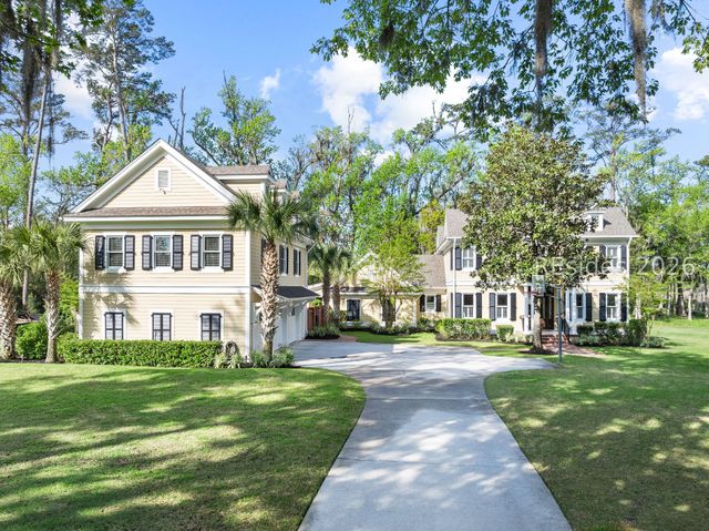 19 Sturgeon Pt, Bluffton, SC 29910