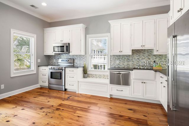 19 Sturgeon Pt, Bluffton, SC 29910