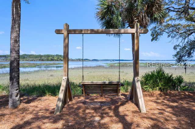 19 Sturgeon Pt, Bluffton, SC 29910