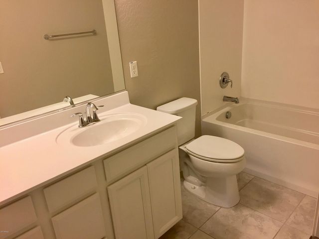 2920 S Washington Street, Chandler, AZ 85286