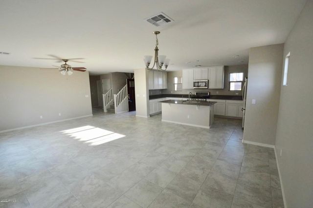 2920 S Washington Street, Chandler, AZ 85286