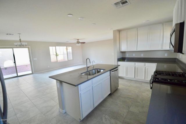 2920 S Washington Street, Chandler, AZ 85286