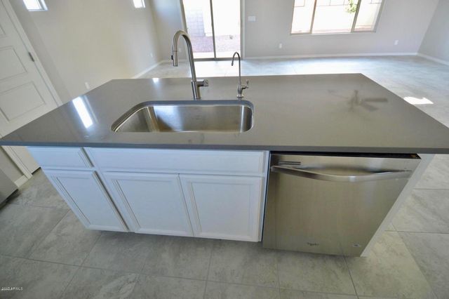 2920 S Washington Street, Chandler, AZ 85286