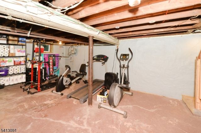 171 Ampere Pkwy, Bloomfield Twp., NJ 07003