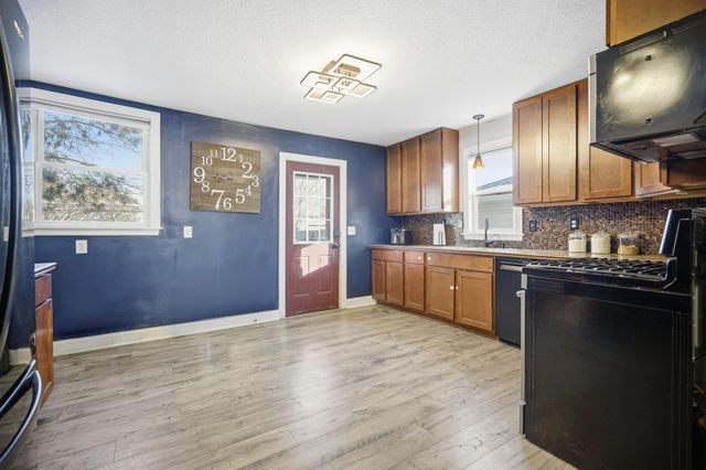 2101 3rd Street NE, Minneapolis, MN 55418