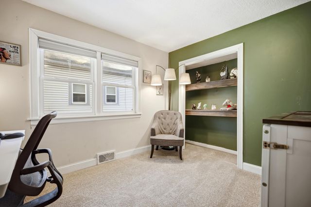 2101 3rd Street NE, Minneapolis, MN 55418