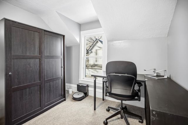 2101 3rd Street NE, Minneapolis, MN 55418