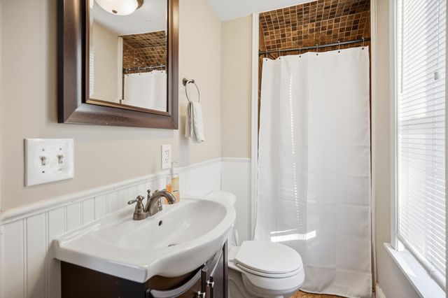 2101 3rd Street NE, Minneapolis, MN 55418