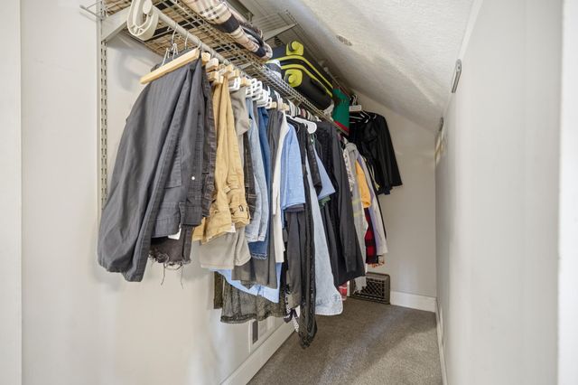 2101 3rd Street NE, Minneapolis, MN 55418