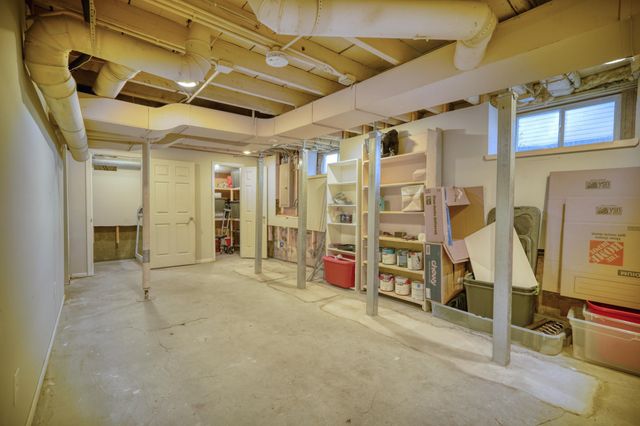 2101 3rd Street NE, Minneapolis, MN 55418