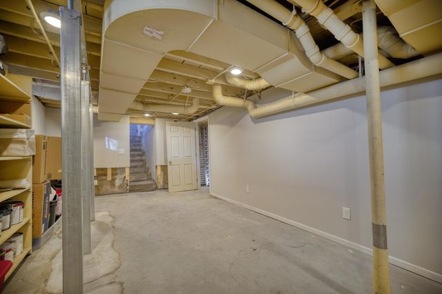 2101 3rd Street NE, Minneapolis, MN 55418