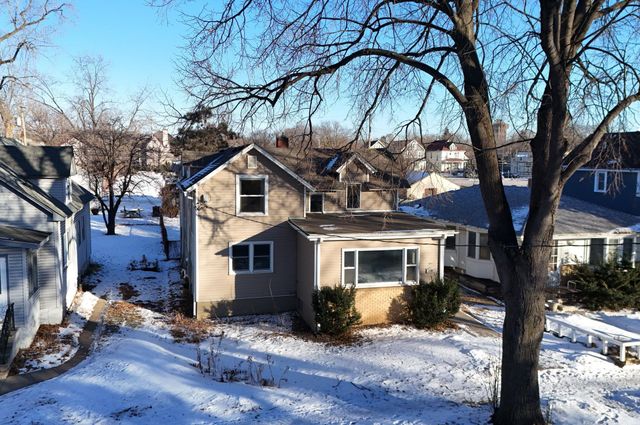 2101 3rd Street NE, Minneapolis, MN 55418