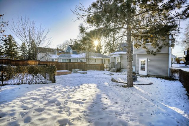 2101 3rd Street NE, Minneapolis, MN 55418