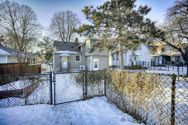 2101 3rd Street NE, Minneapolis, MN 55418