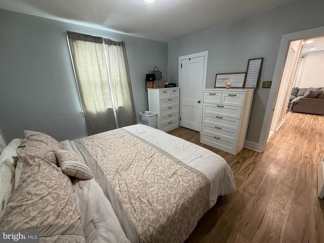 412 LIPPINCOTT AVE, Riverside, NJ 08075