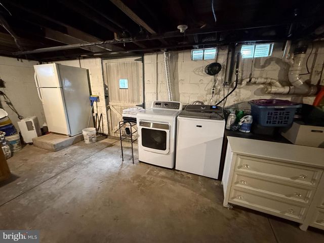 412 LIPPINCOTT AVE, Riverside, NJ 08075